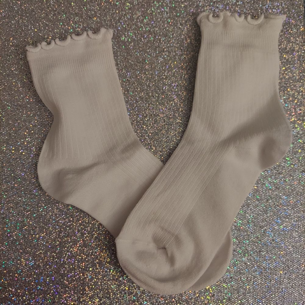 Dolls Kill Night Hear My Wish Lettuce Crew Socks - Picture 4 of 4